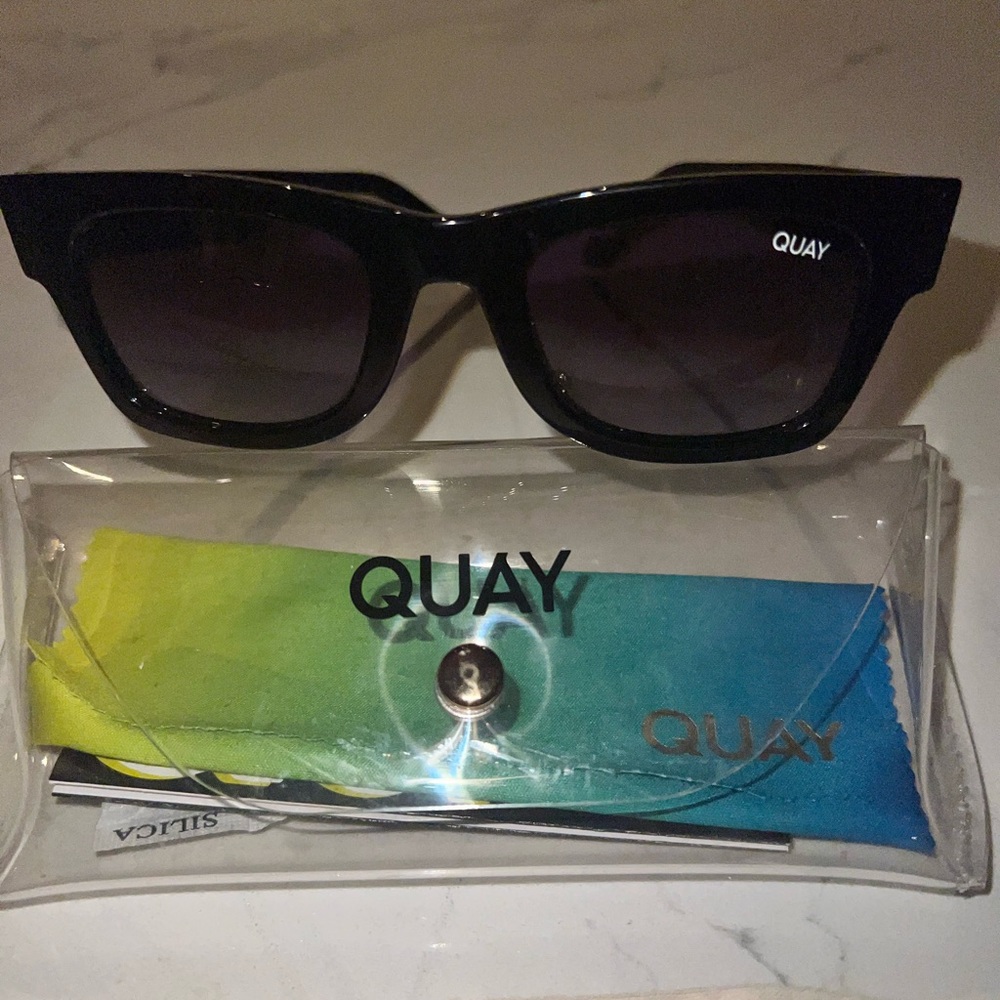 QUAY Sunglasses - Makin Moves